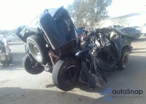 2002 Chevrolet Blazer Ls z USA, uszkodzony, nr VIN 1GNCS13W72K212633